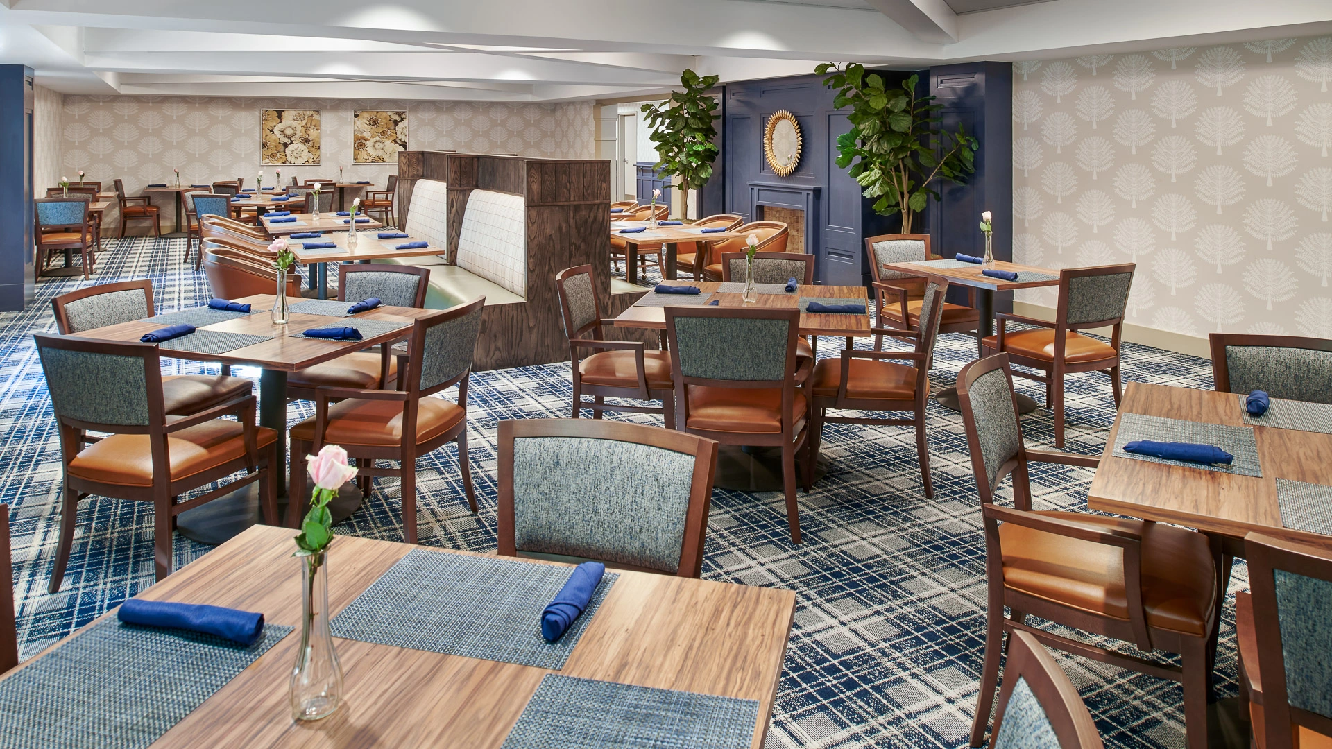 Dining area at a retirement community in Bloomfield Hills, MI