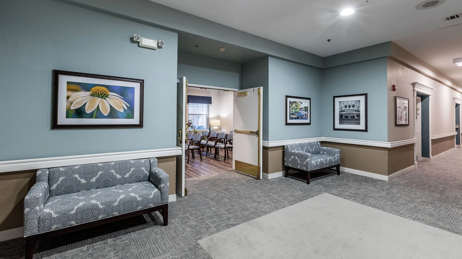 Hallway sofas at American House Bartlett