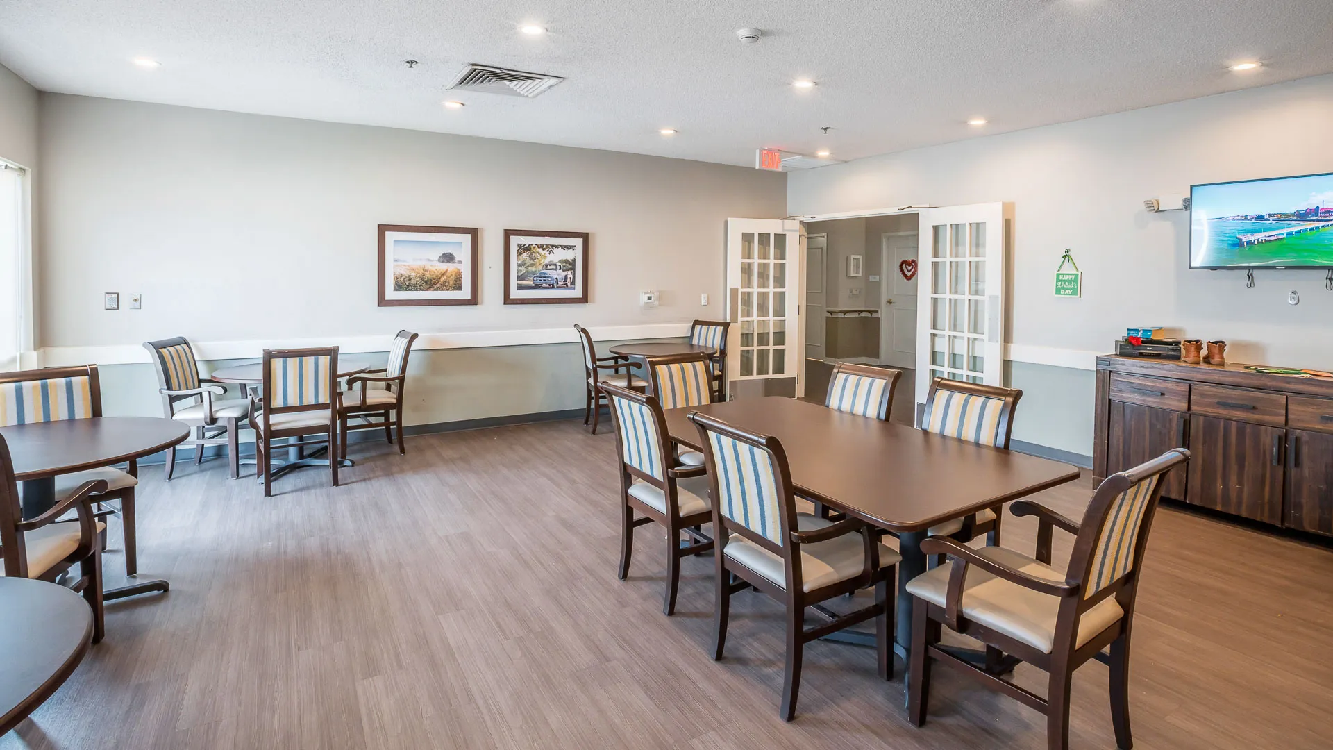American House Bristol assisted living and memory care facility activity room