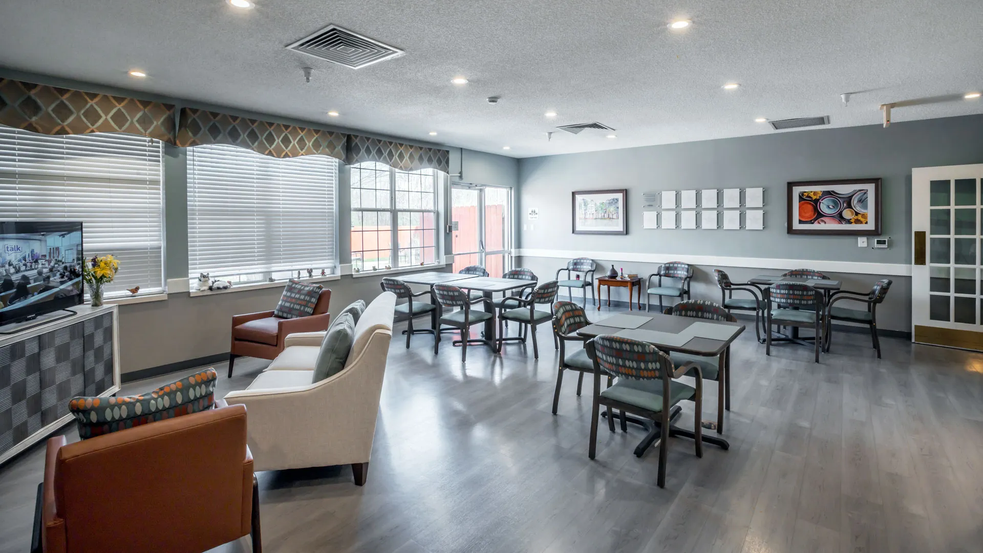 Bistro lounge at American House Johnson City Assisted Living Facility