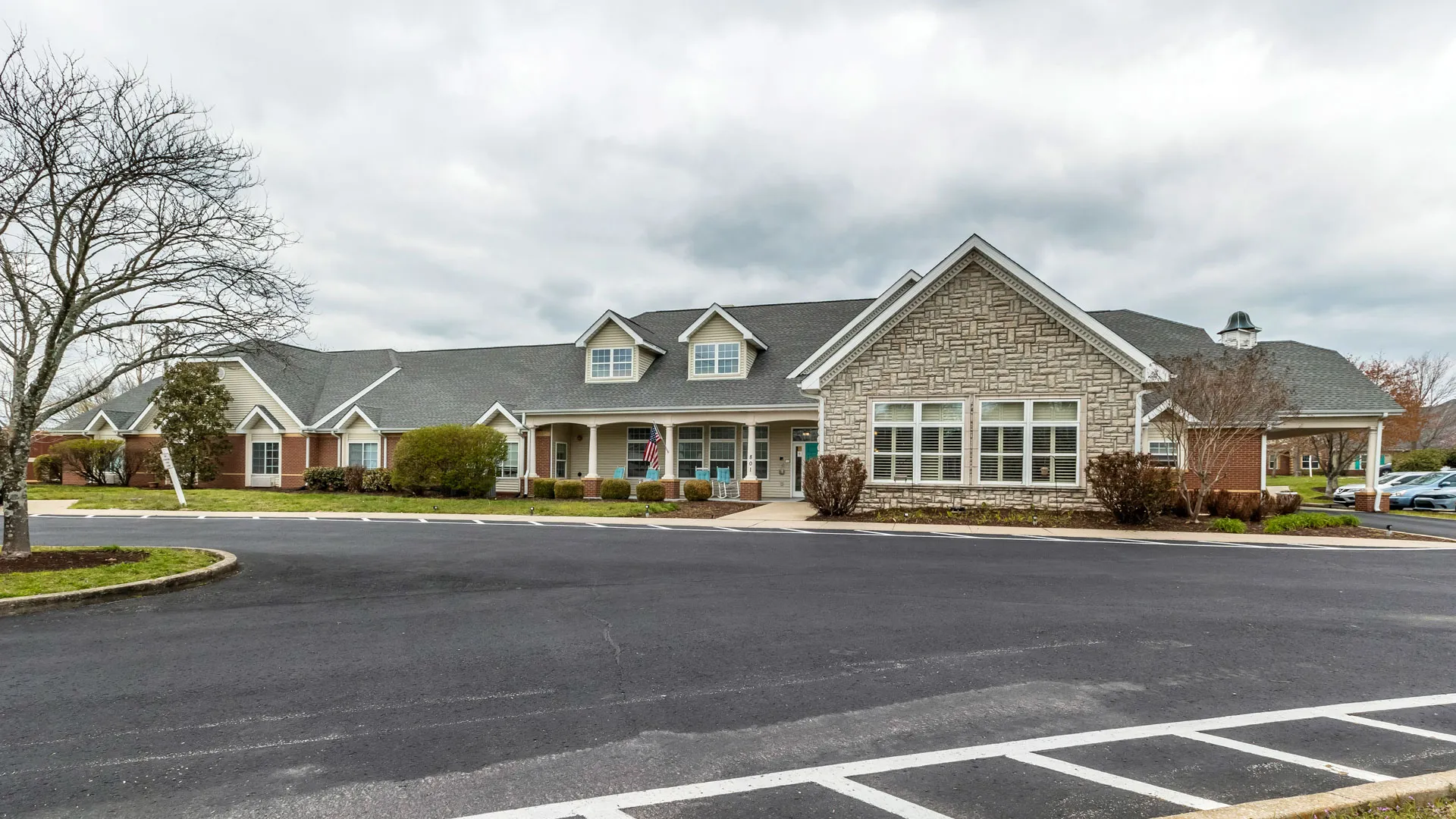 Exterior and entrance to American House Lebanon assisted living and memory care facility