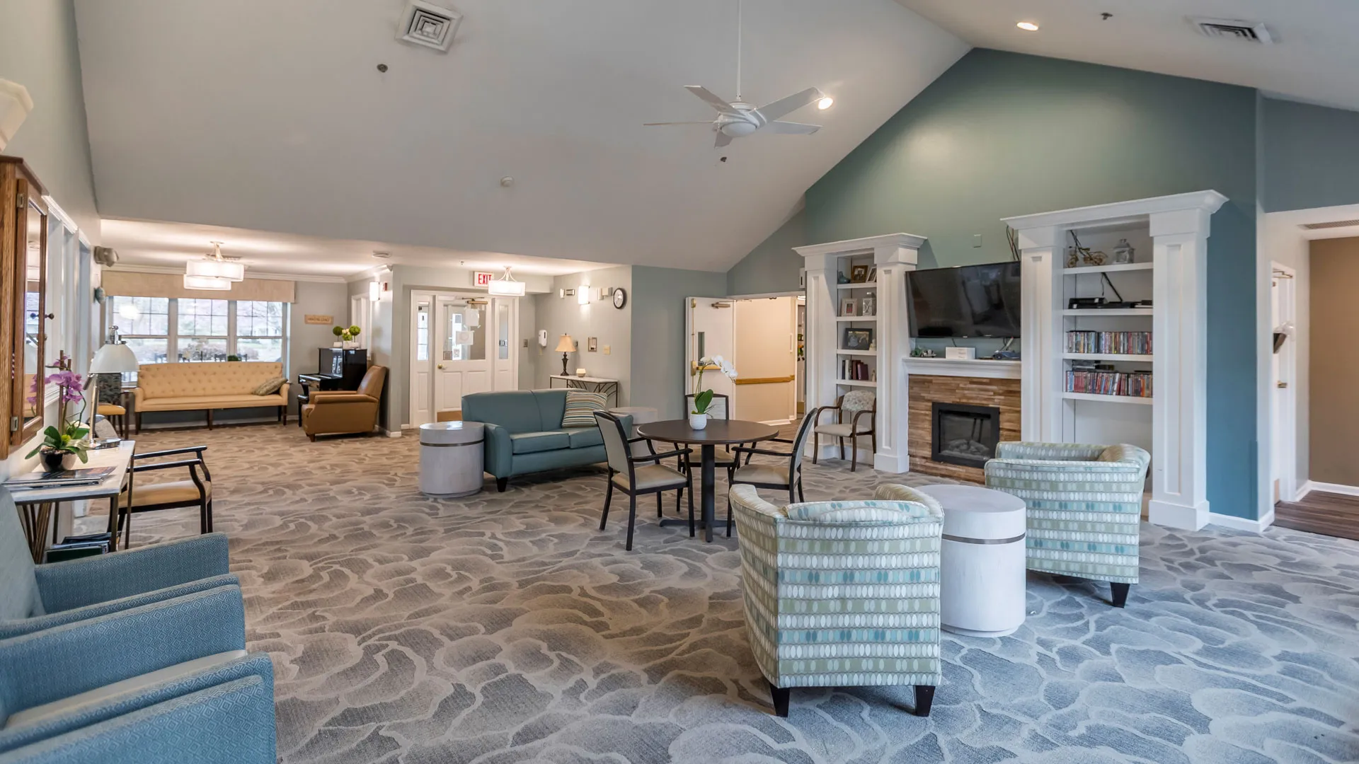 Lounge at American House Lebanon assisted living and memory care facility