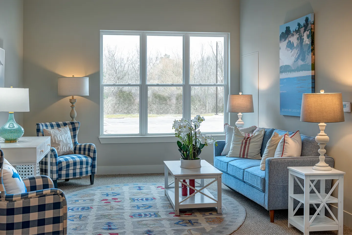 living room at lansing retirement home