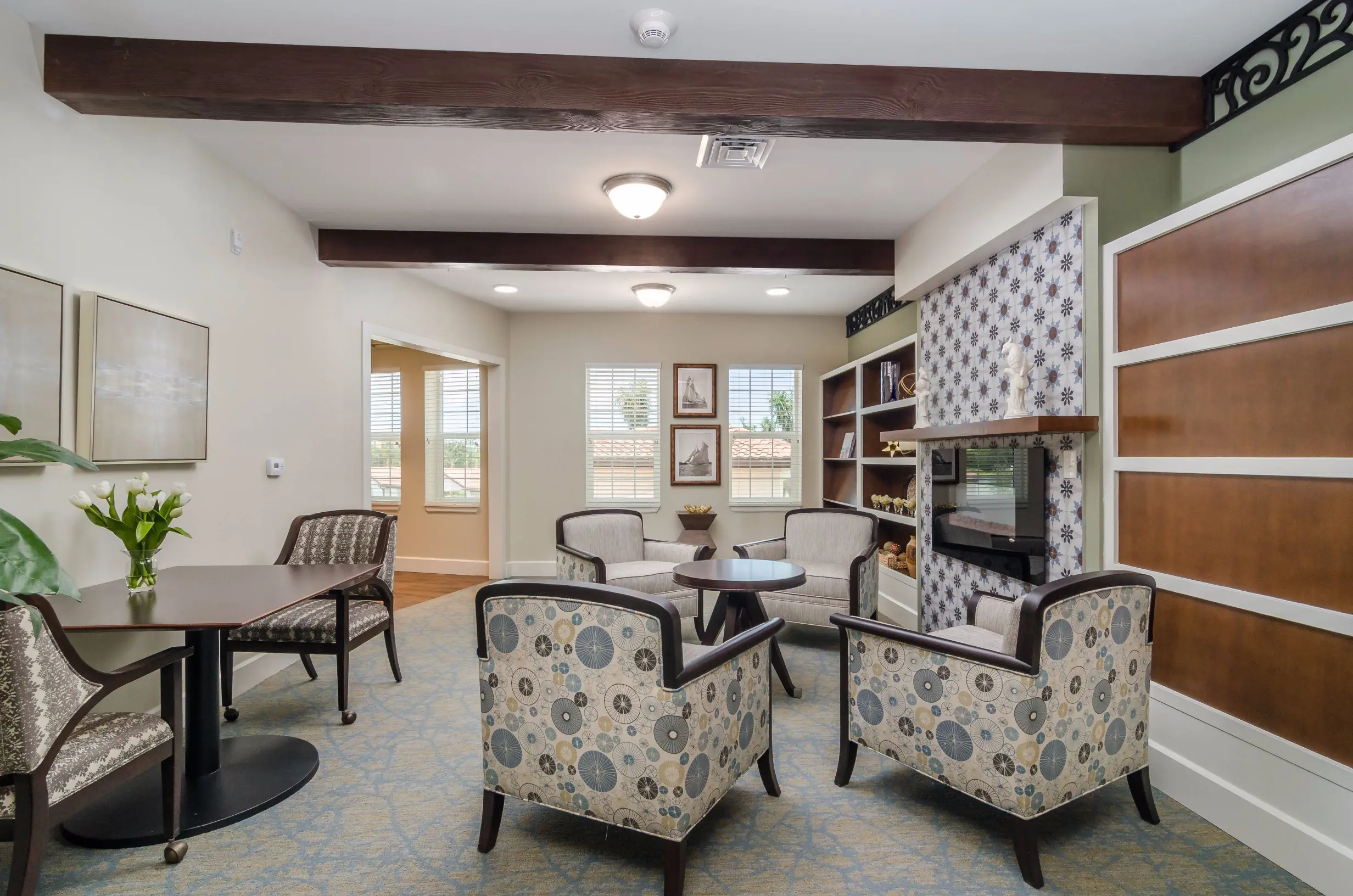 Common area at American House Coconut Point, a retirement community in Estero, FL