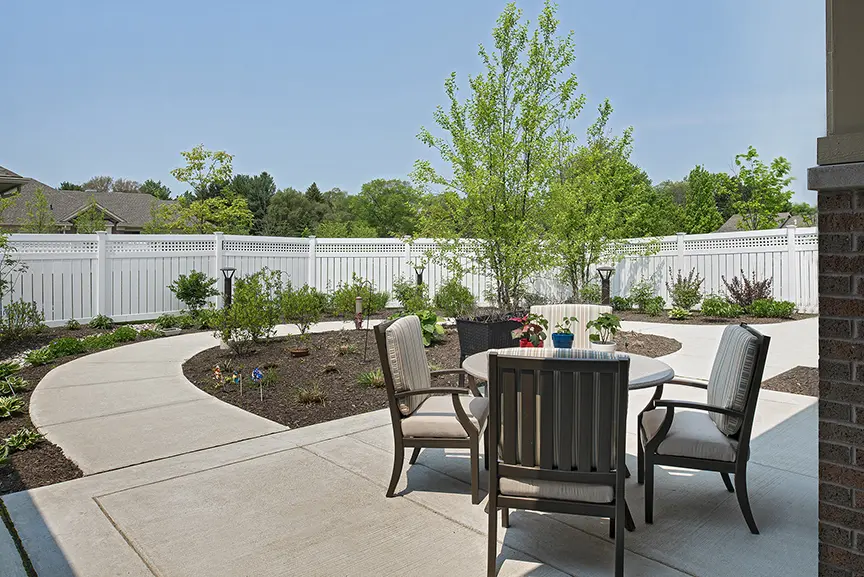 Courtyard shot of American House Freedom Place Rochester, a memory care community in Rochester, Michigan