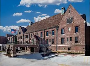 American House Grosse Point care services community for independent or assisted living and memory care