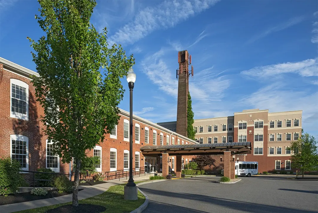 Entrance view of American House Keene Assisted Living