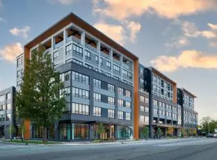 Exterior view of American House Oak Park, a luxury senior living community in Oak Park, Illinois