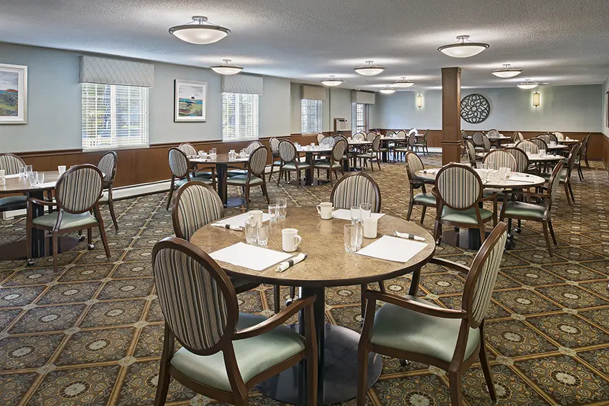 Dining room at American House Southgate, an assisted living community in Southgate, MI