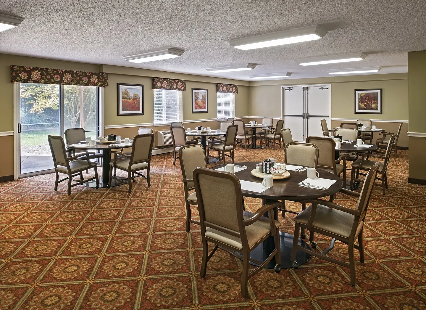 Dining area in American House assisted living community in Northwest Westland, MI