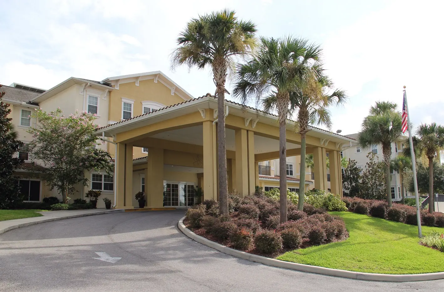 Exterior entry way in the American House Senior Living Community in Zephyrhills, FL